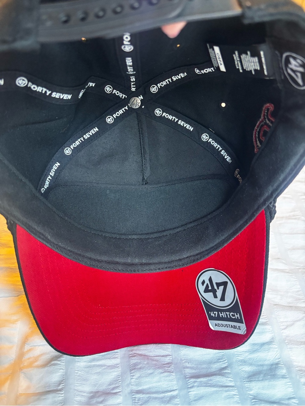 ‘47 adjustible Boston Red Sox Black Embroidered Baseball Cap Hat - Picture 4 of 5